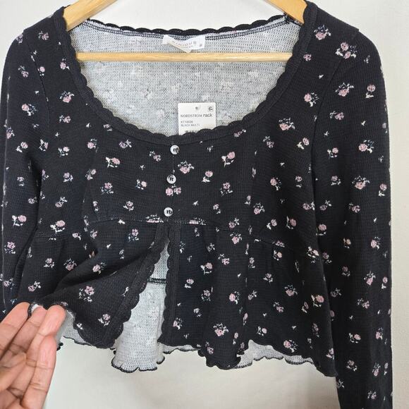 NWT Kirious Los Angeles Crop Top Medium Black Ditsy Floral Babydoll Whimsigoth - Picture 2 of 11